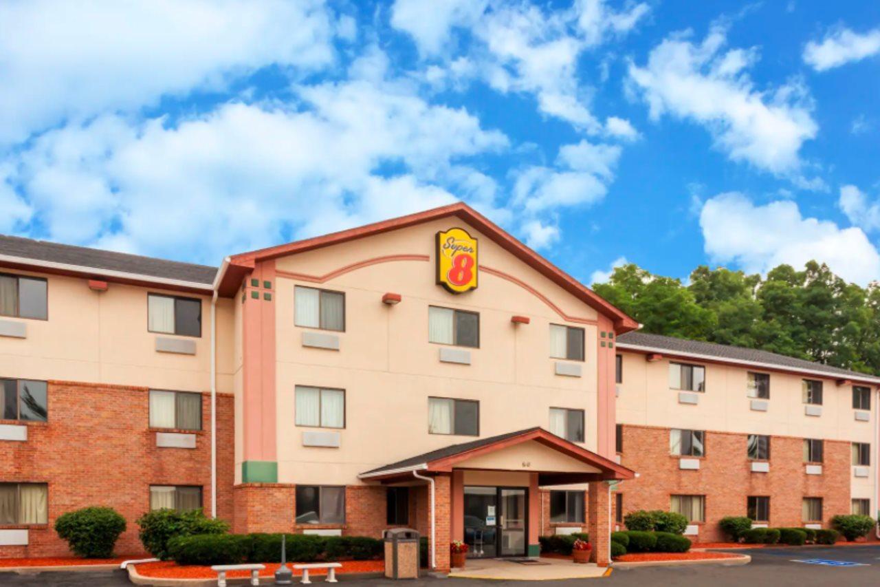 Oyo Hotel Portage I-94 Exteriör bild